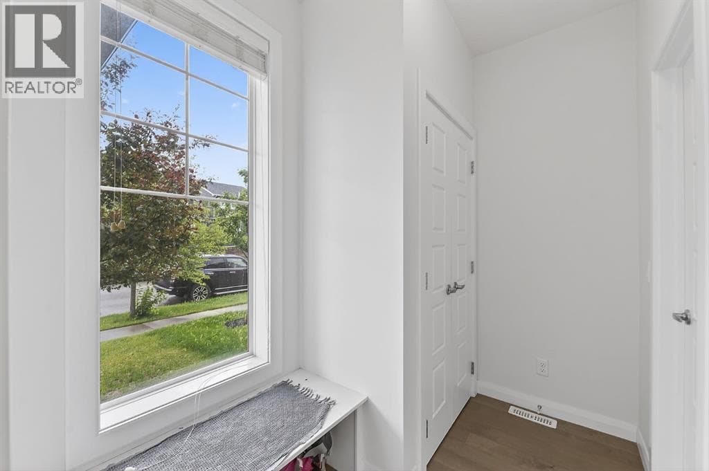 117 Ravenstern Crescent — photo 3