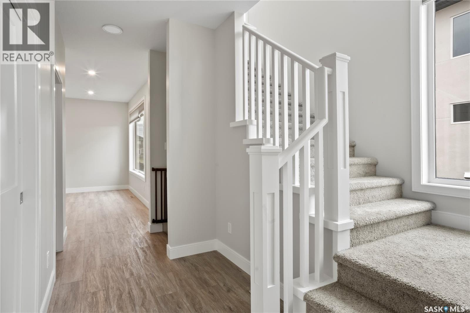 3312 Crosbie CRESCENT — photo 4