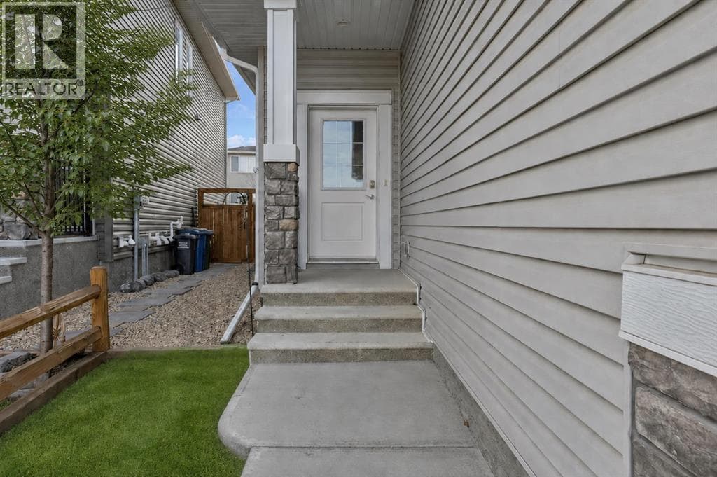 137 Willow Park N — photo 2