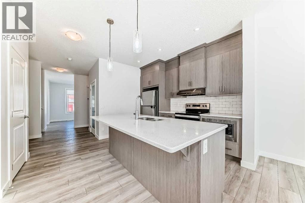 121 Ambleside Heath NW — photo 3