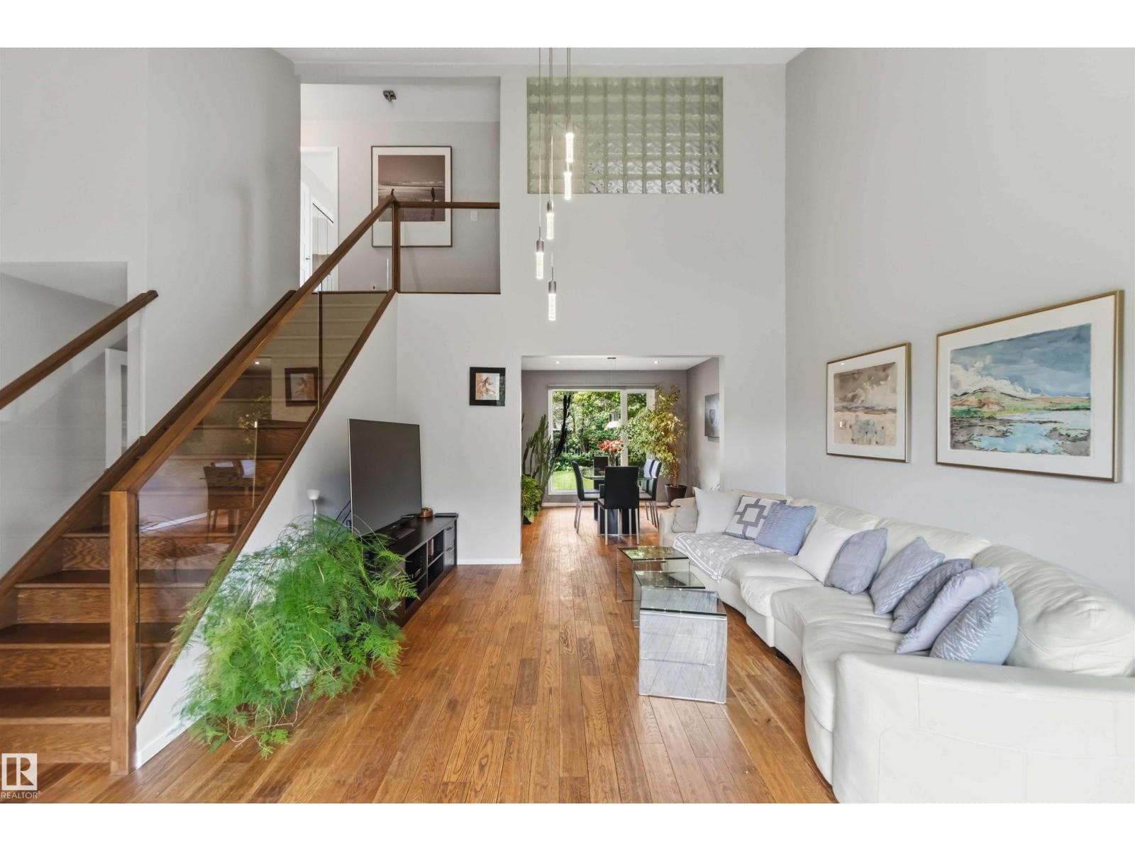 1832 104A ST NW — photo 3