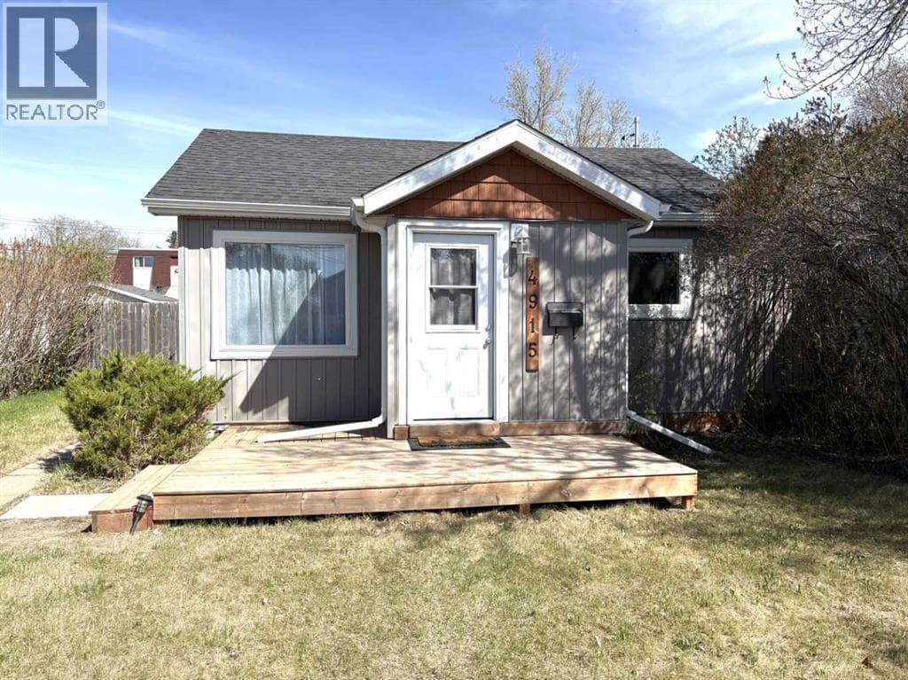 4915 46 Street — photo 2