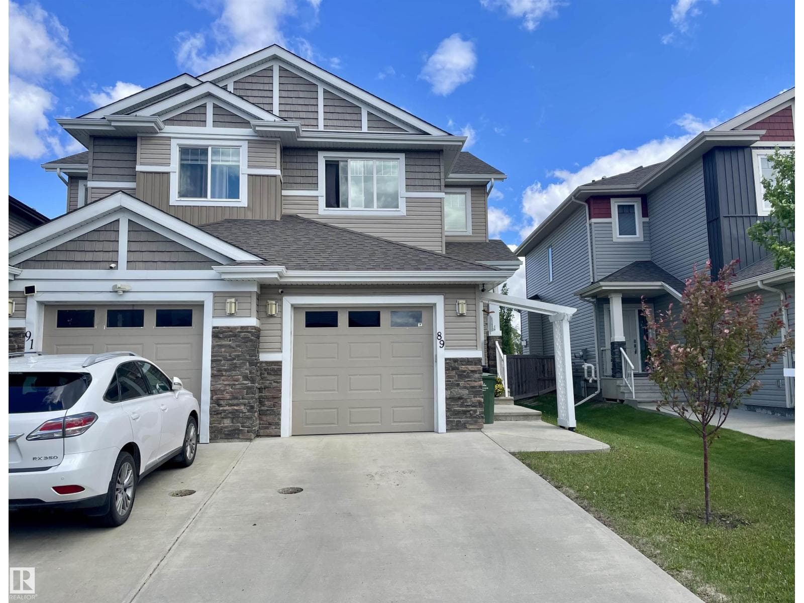 89 Sandalwood Place