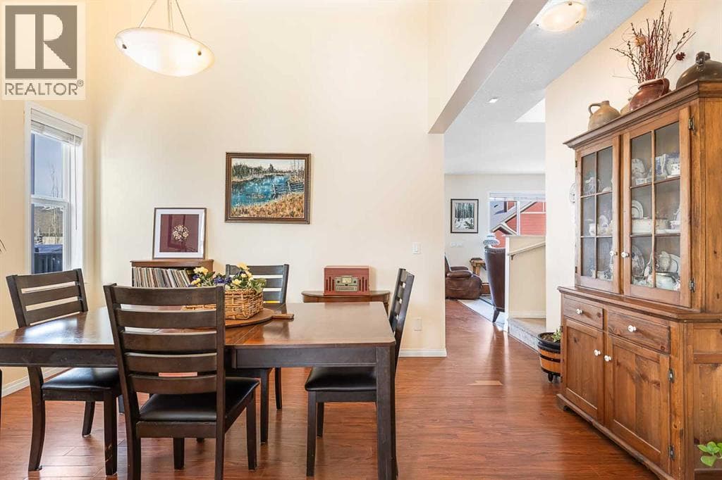 436 Cimarron Boulevard — photo 2