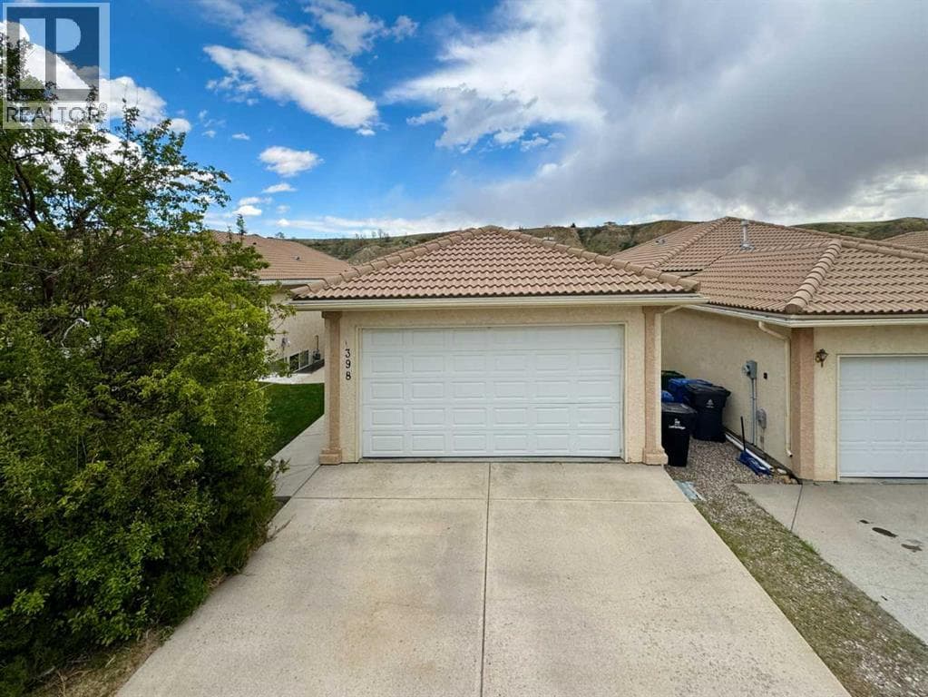 1, 398 Canyon Boulevard W — photo 2