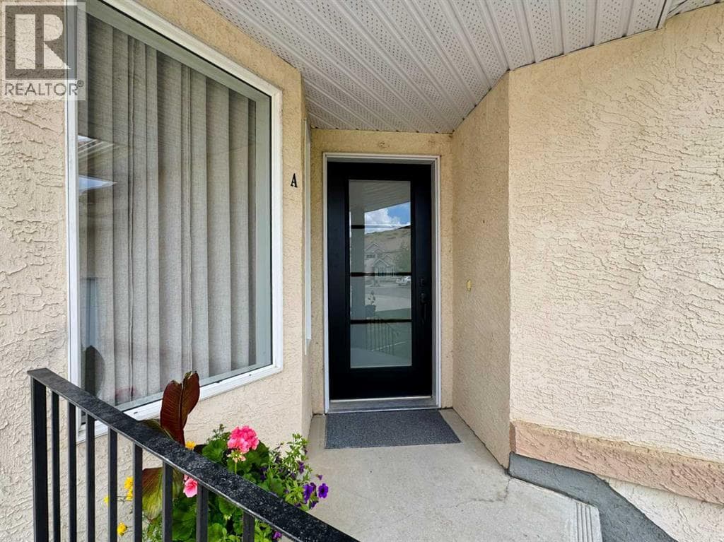 1, 398 Canyon Boulevard W — photo 4