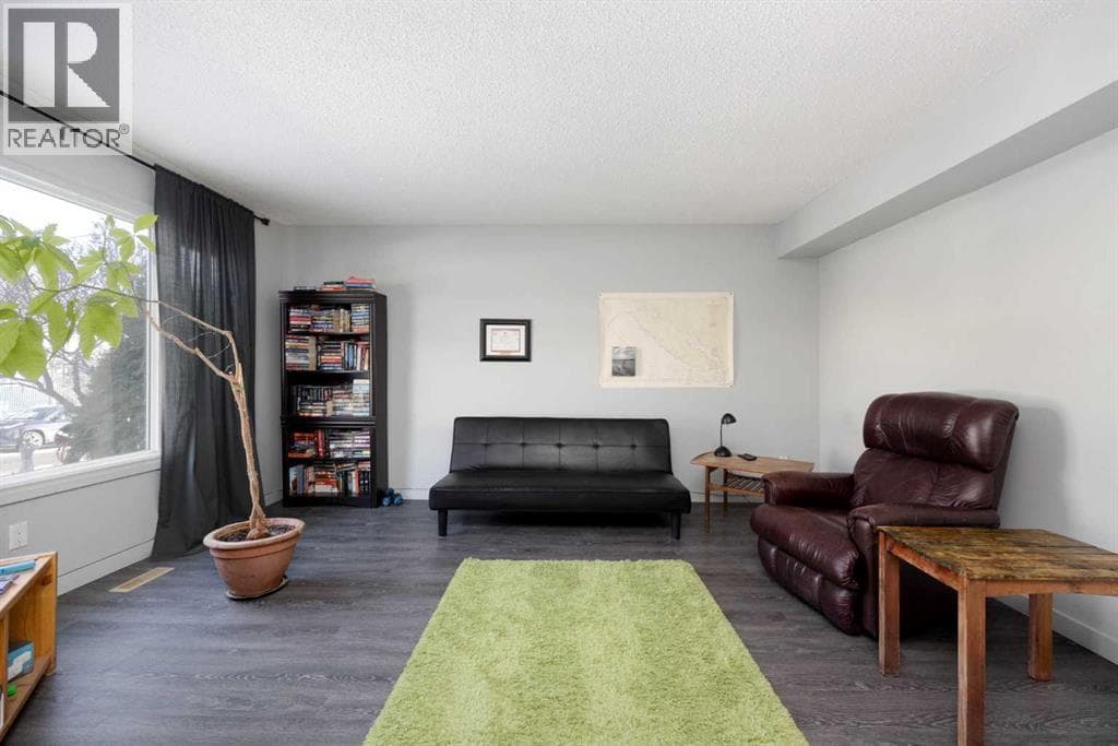 113 Sirius Avenue — photo 4