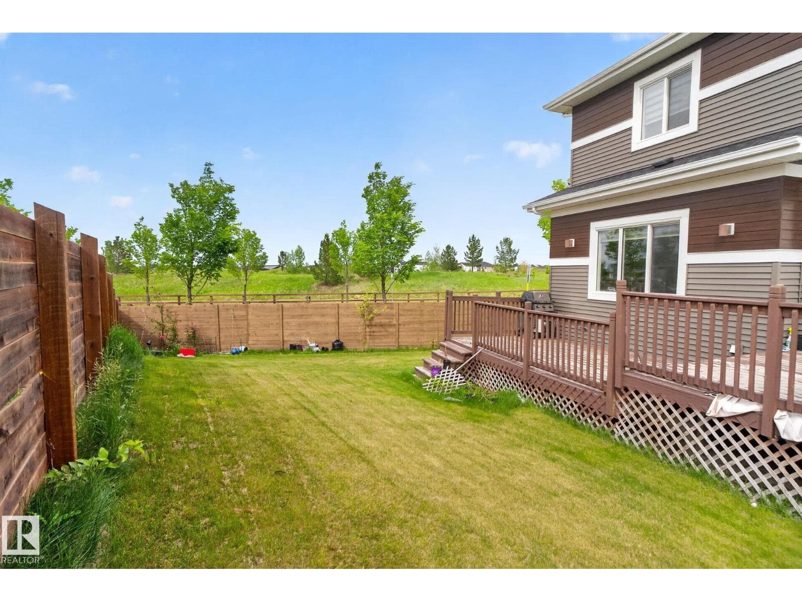 704 39 ST SW — photo 3