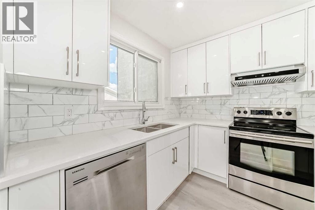236 Pinemill Mews NE — photo 5