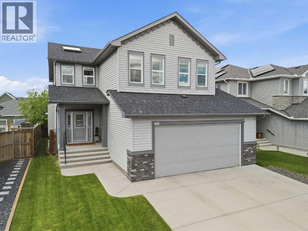 102 Drake Landing Heights — photo 2