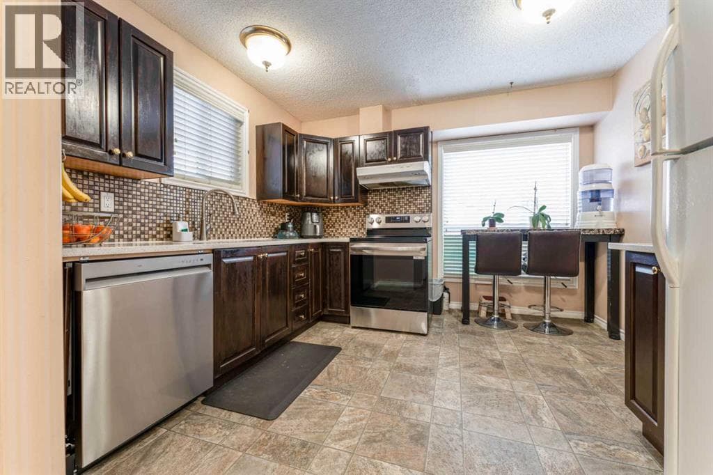 6640 Temple Drive NE — photo 4