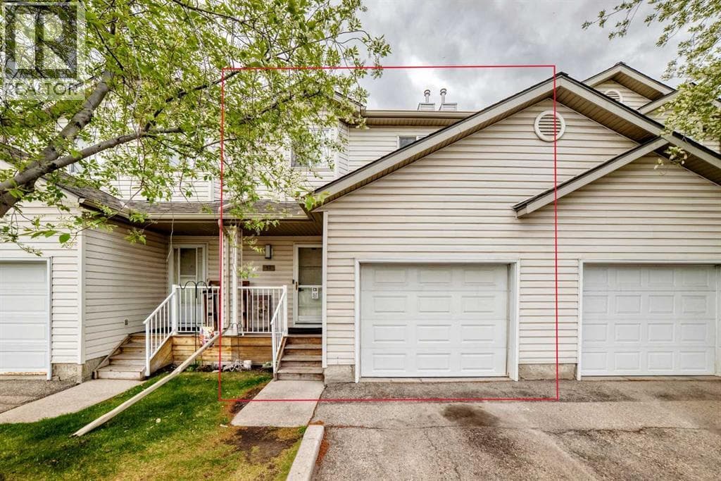 57 Mt Aberdeen Manor SE