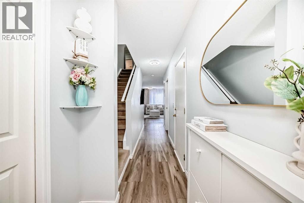 57 Mt Aberdeen Manor SE — photo 4