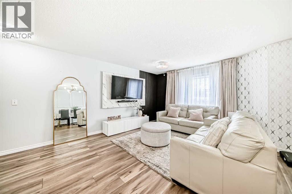 57 Mt Aberdeen Manor SE — photo 5