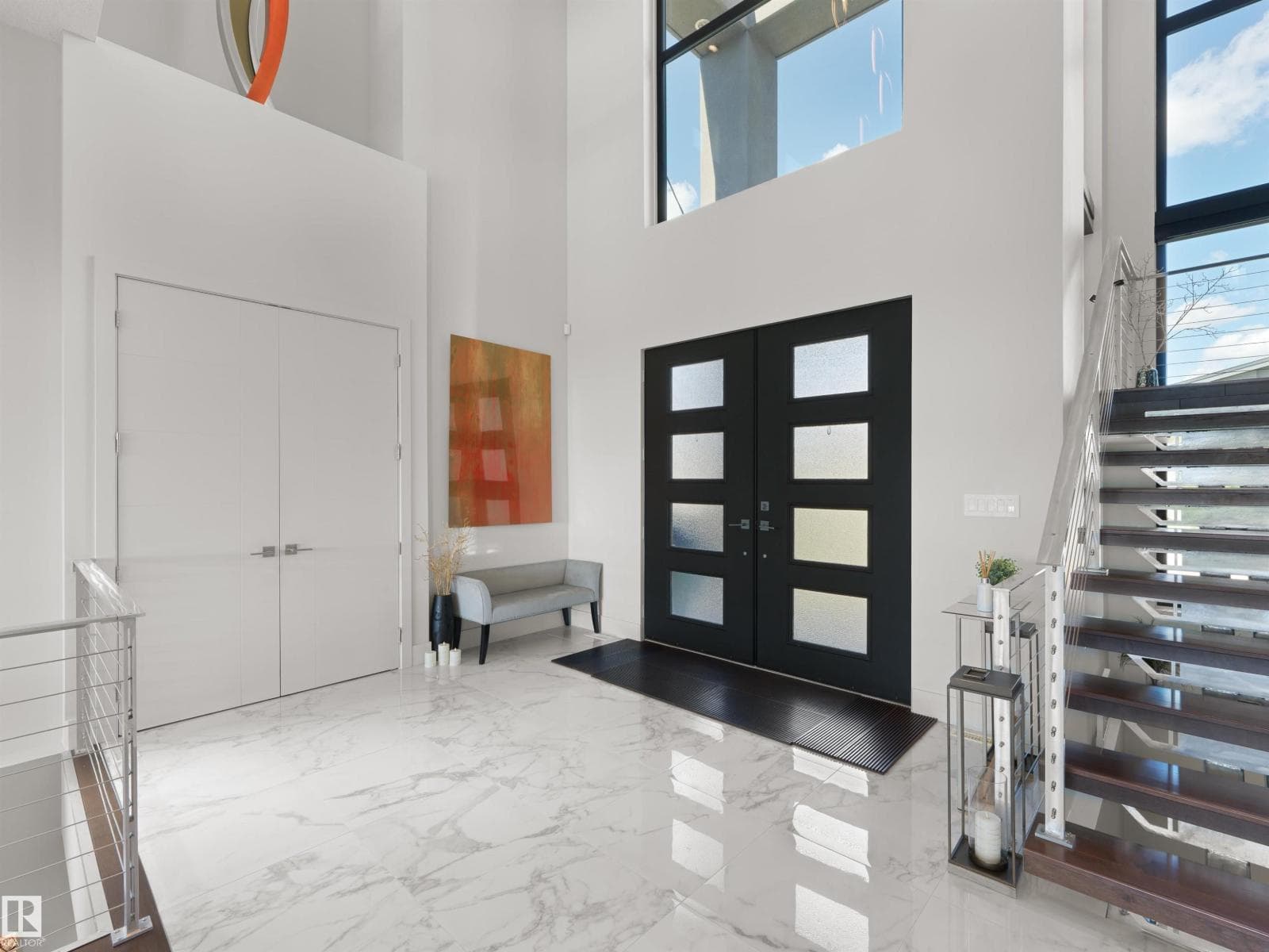622 HOWATT DR SW — photo 3