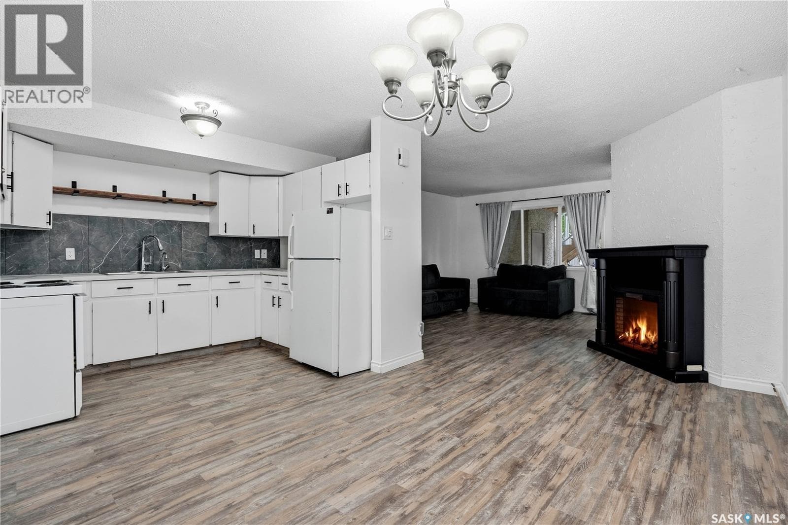 6906 Blakeney DRIVE