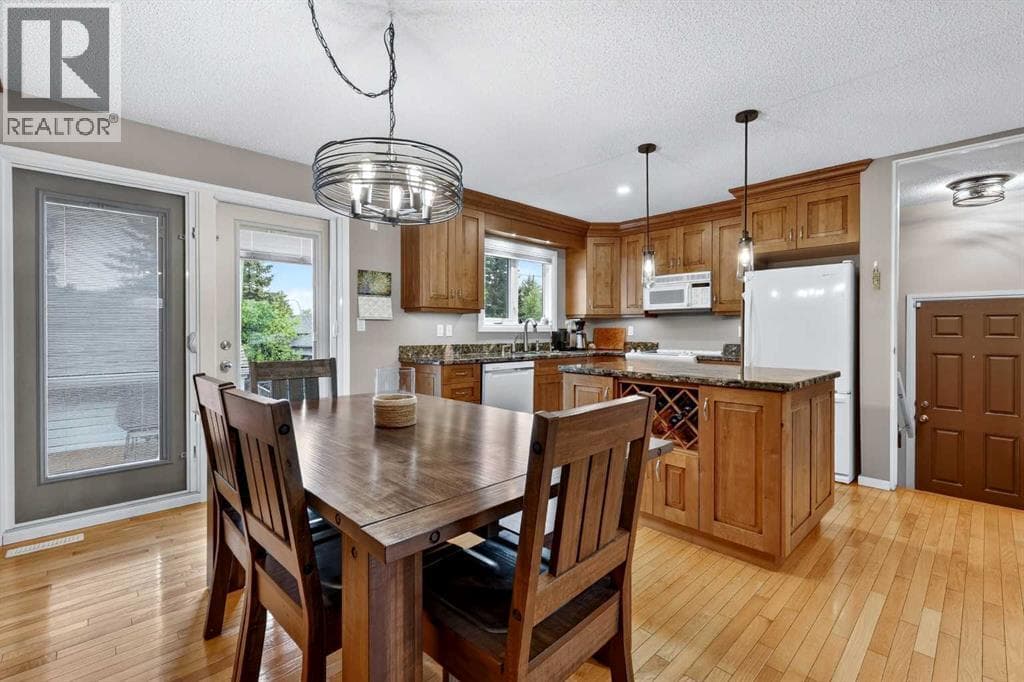 10640 Oakmoor Way SW — photo 3