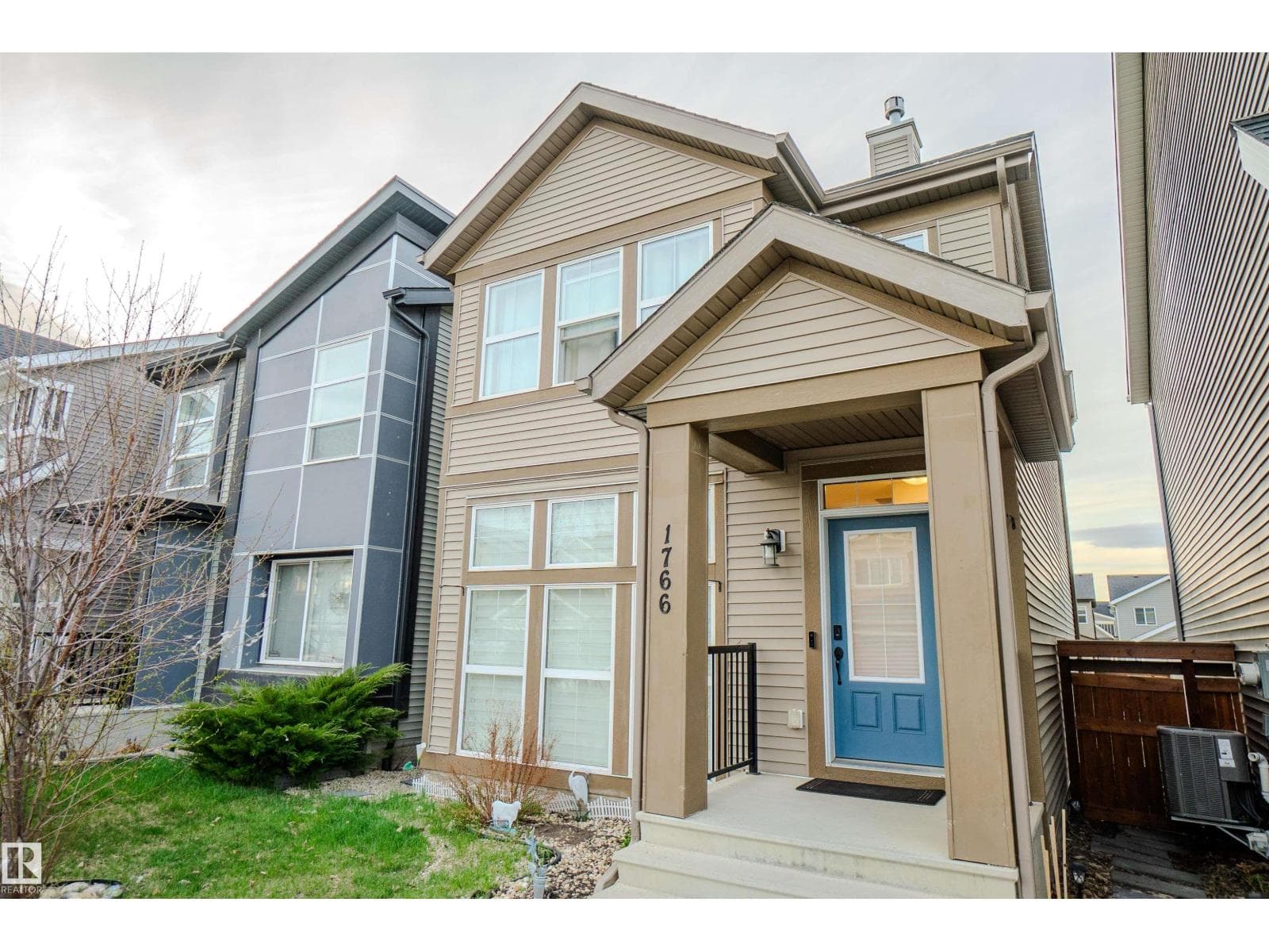 1766 DUMONT CR SW SW