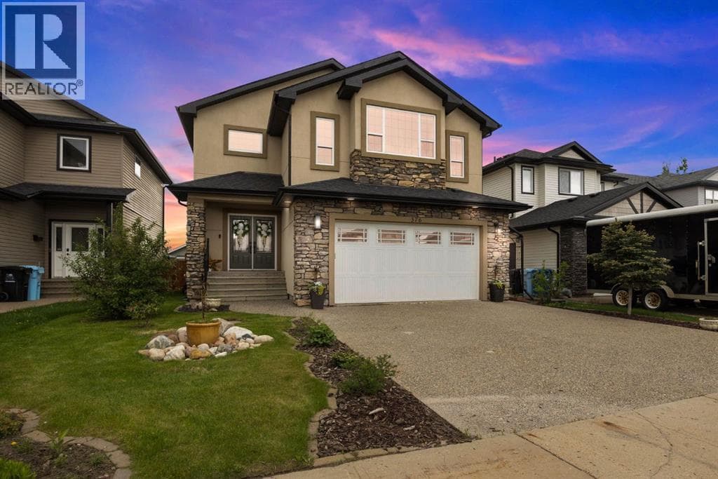 376 Fireweed Crescent