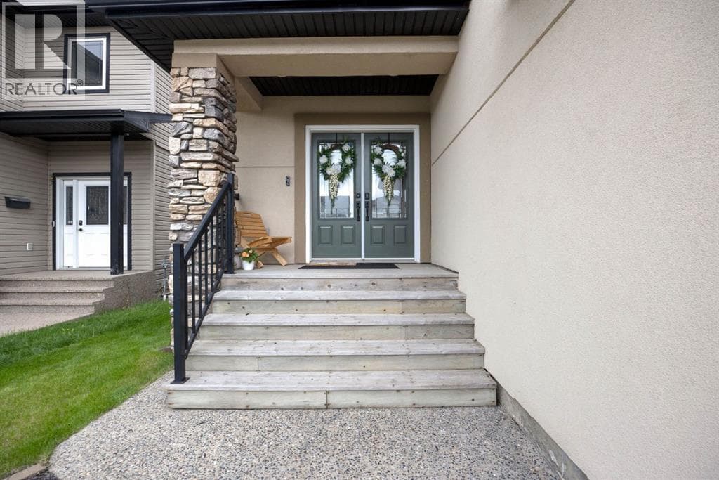 376 Fireweed Crescent — photo 2