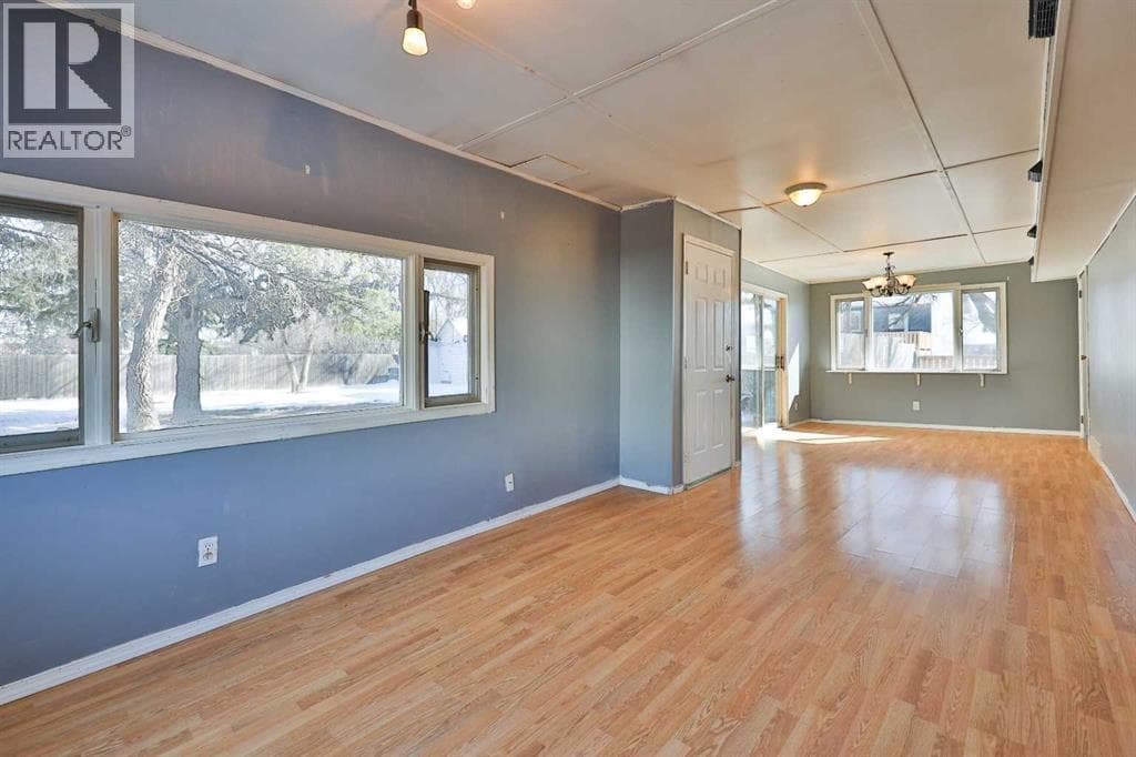 221 N 250 E — photo 4