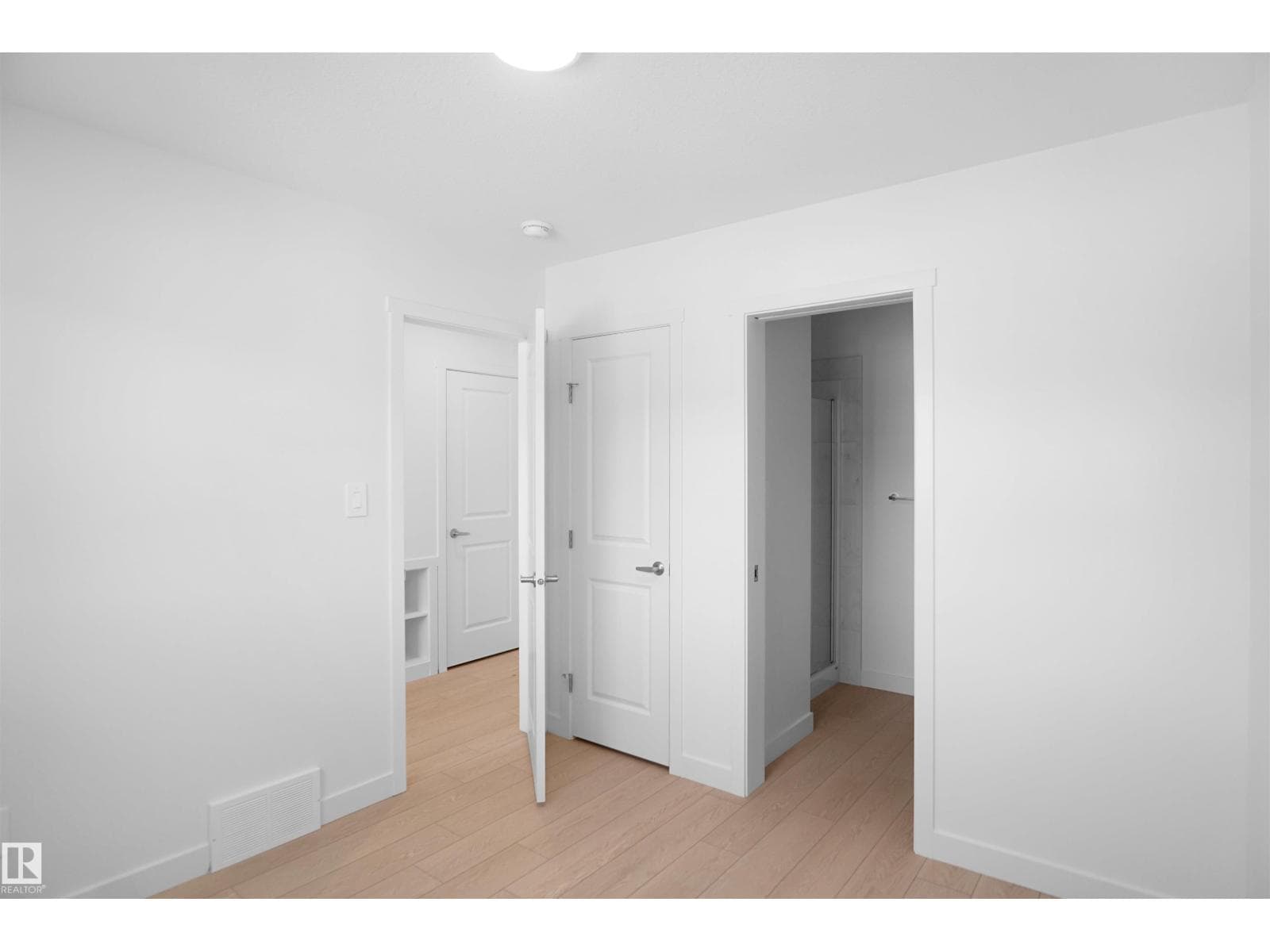 107 NERINE CR — photo 5