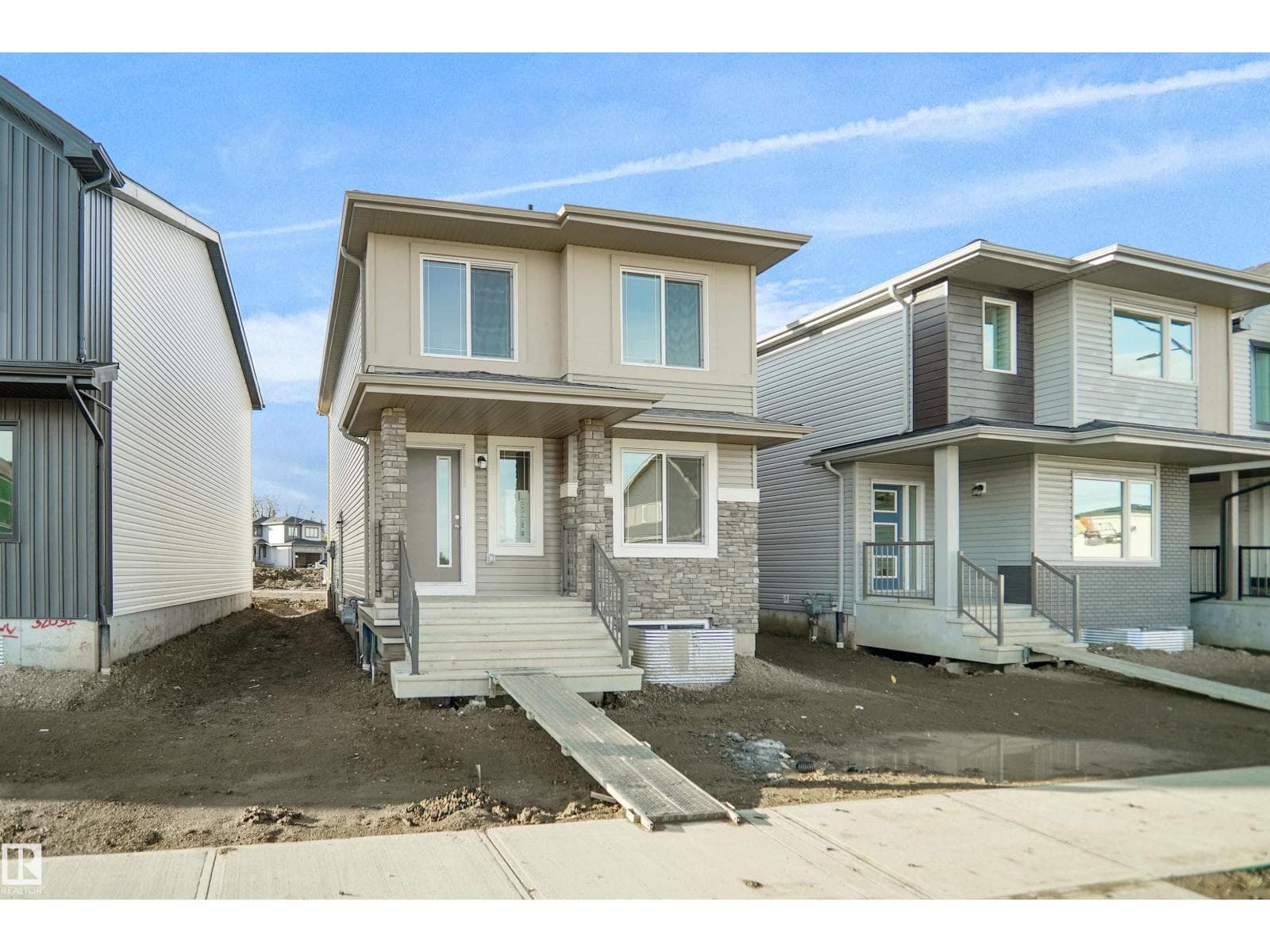 21204 25 AV NW — photo 2