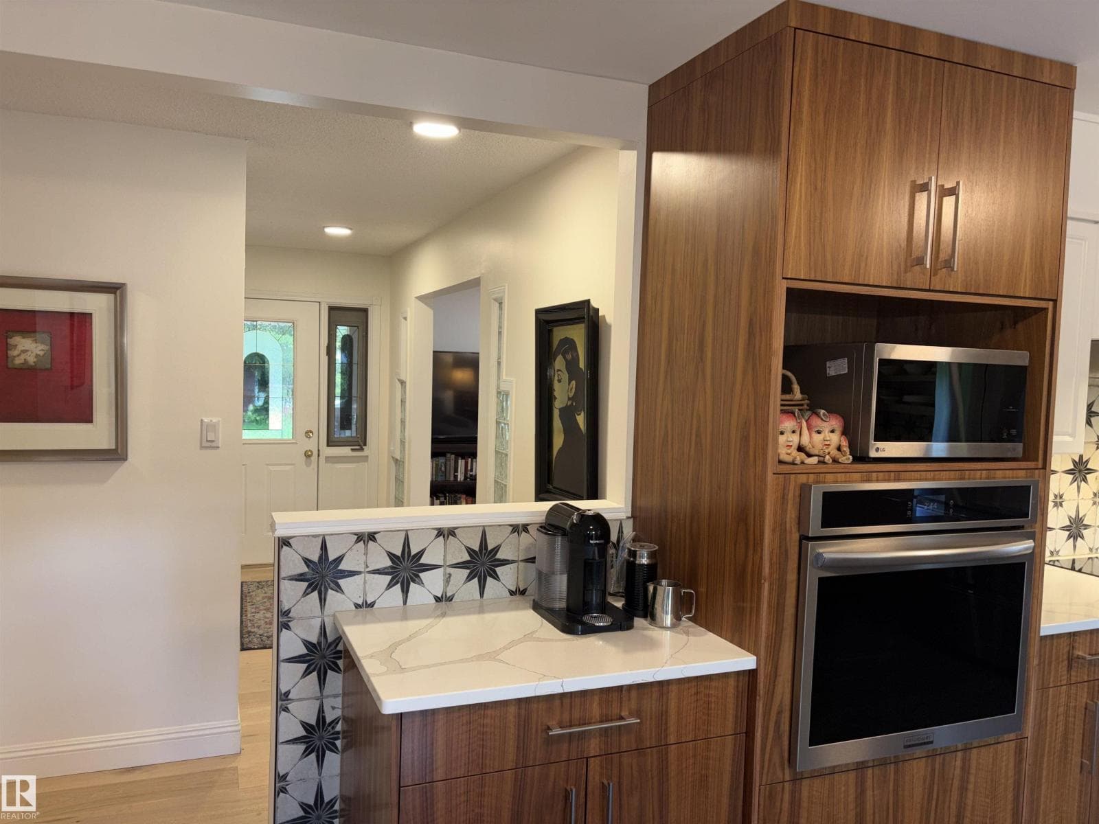 14016 85 AV NW — photo 5