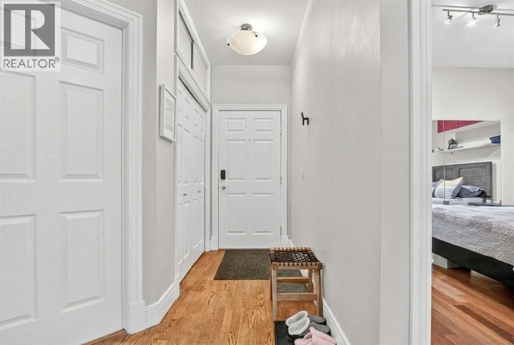 205, 2 14 Street NW — photo 3