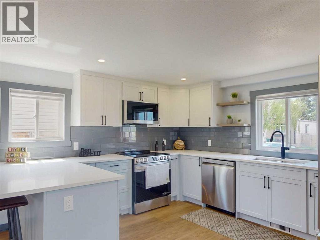48 Spring Dale Circle SE — photo 2