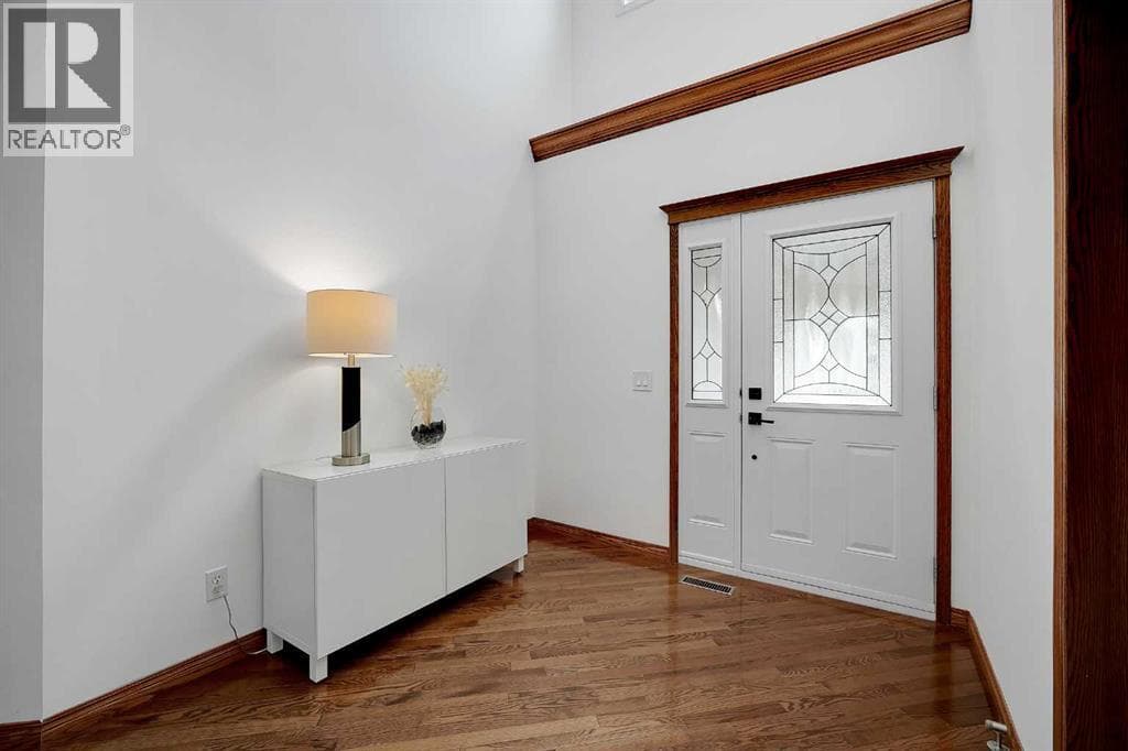 92 Douglas Woods Grove SE — photo 2