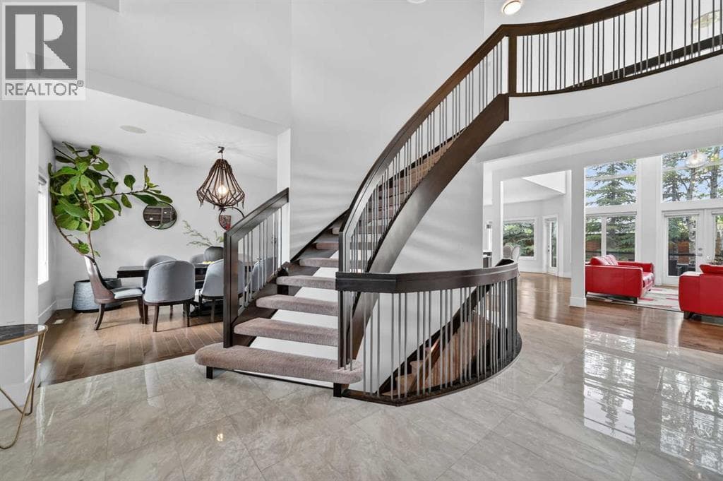 168 Posthill Drive SW — photo 3
