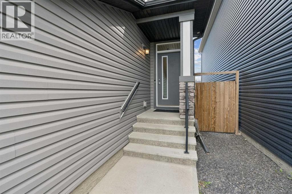 98 Seton Road SE — photo 3