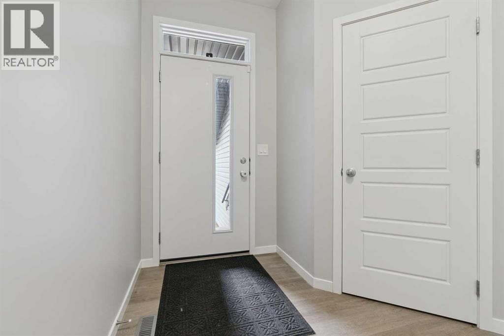 98 Seton Road SE — photo 4