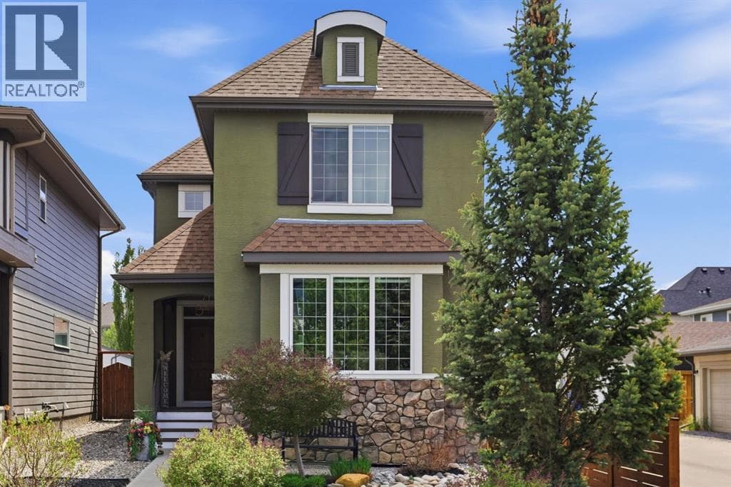 341 Marquis Heights SE