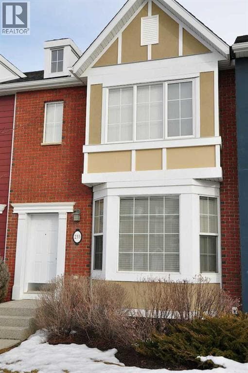 233 Rainbow Falls Drive — photo 2