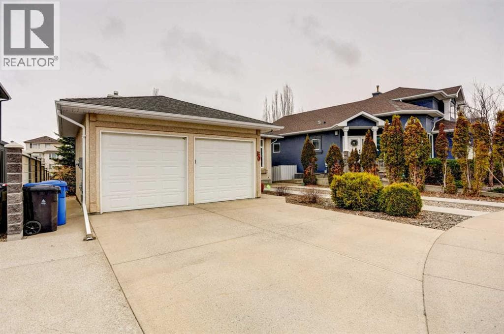50 Sarcee Place W — photo 3