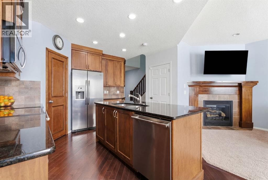 512 Panatella Square NW — photo 3