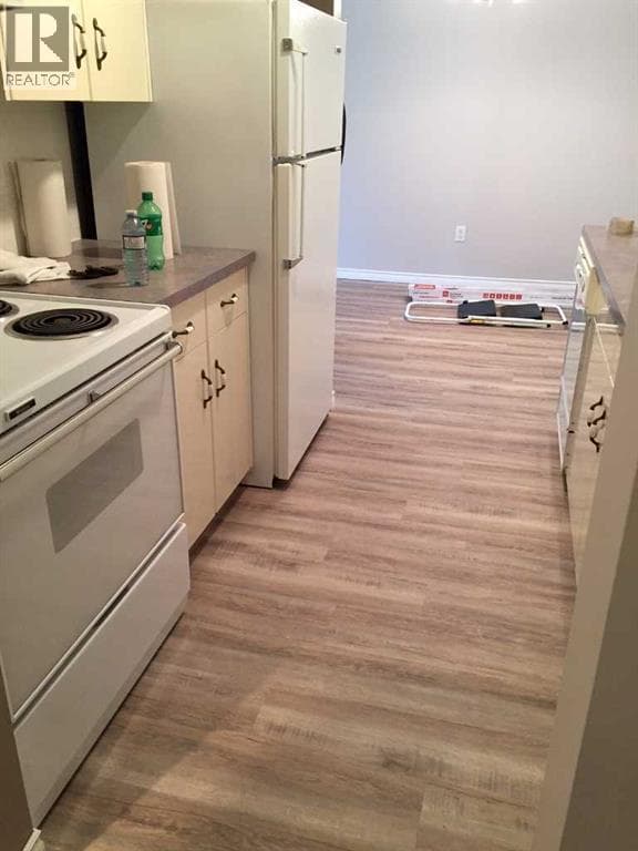 482, 8948 Elbow Drive SW — photo 3