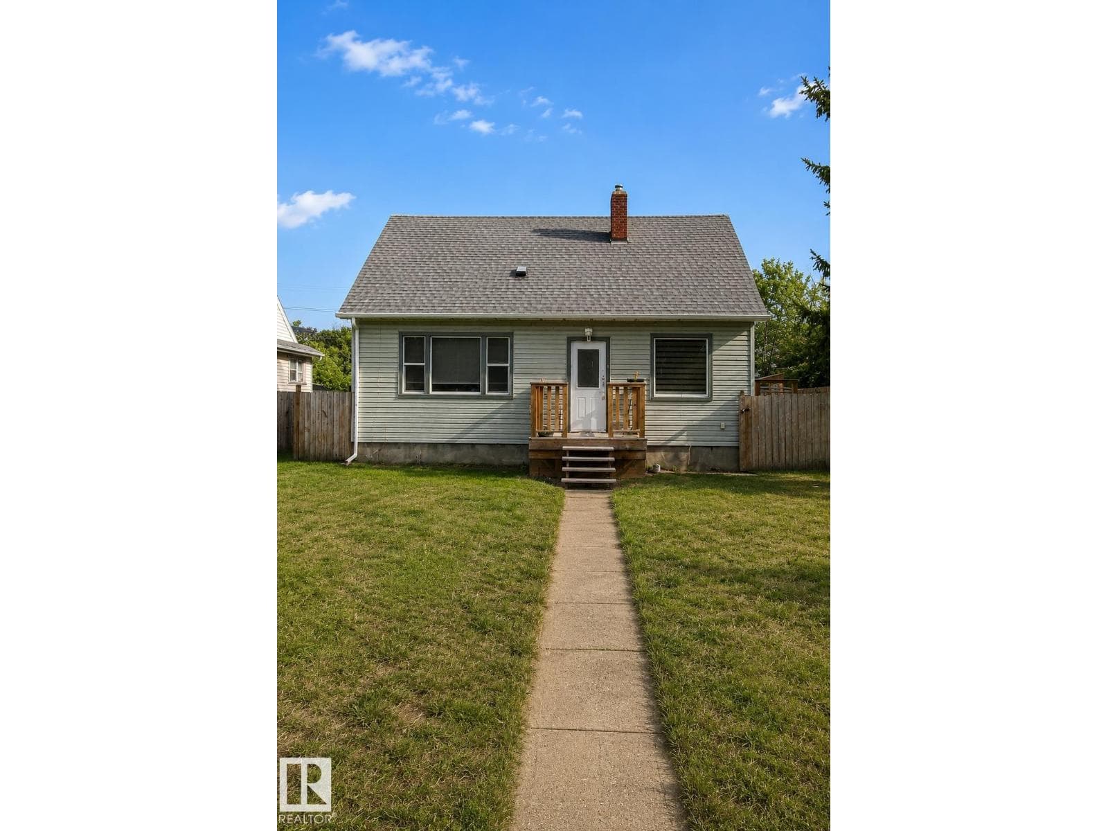 10815 112 ST NW