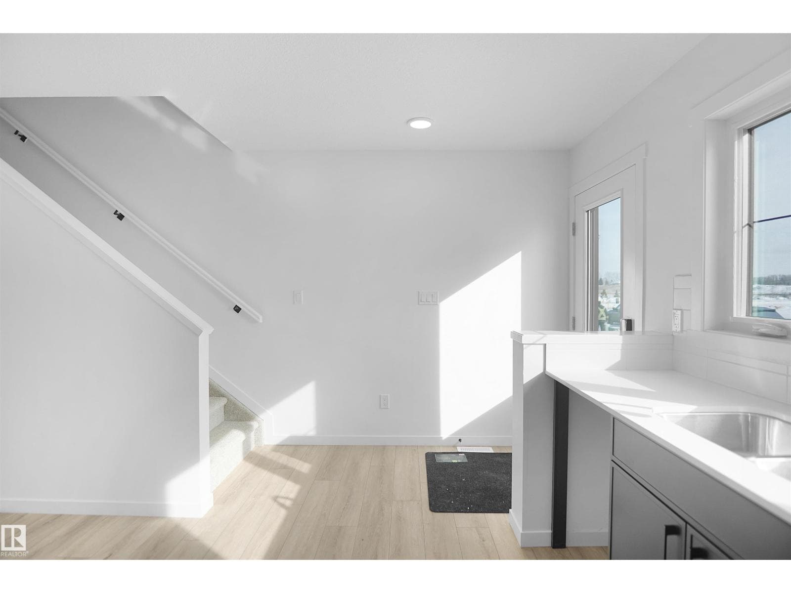 #92 1430 Aster WY NW — photo 2