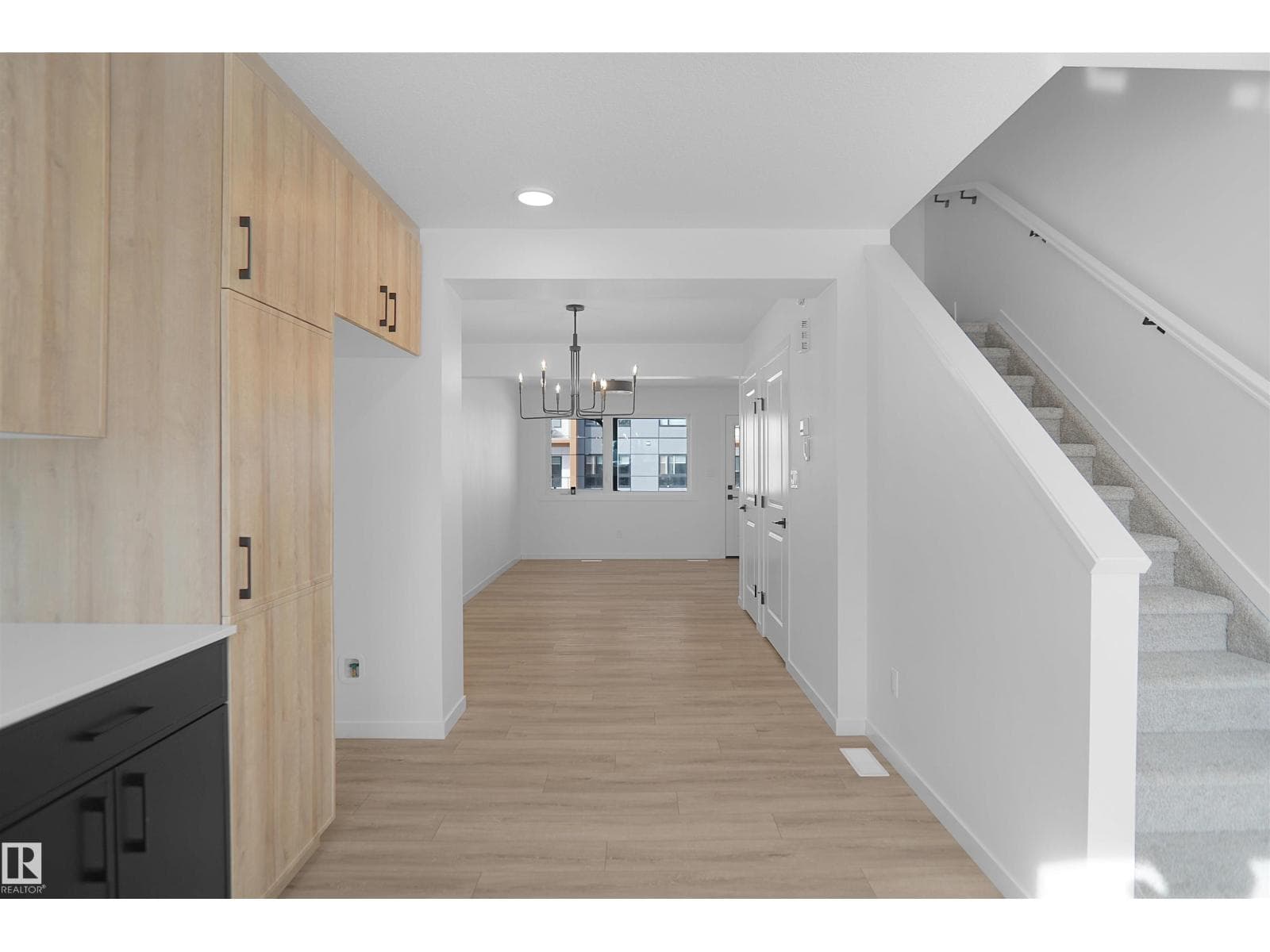 #92 1430 Aster WY NW — photo 5