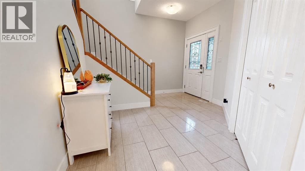7438 91 Street — photo 4