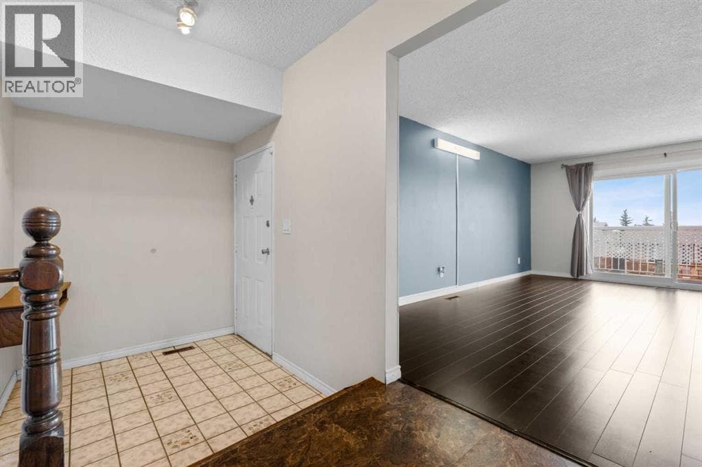27 Beddington Road NE — photo 4