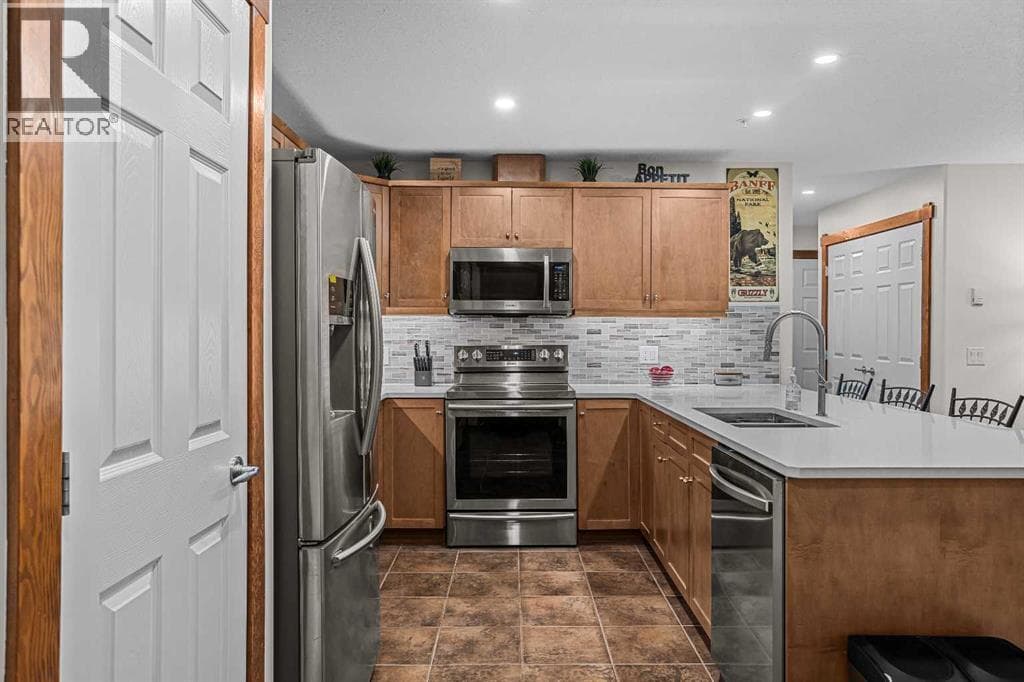 205, 170 Crossbow Place — photo 3