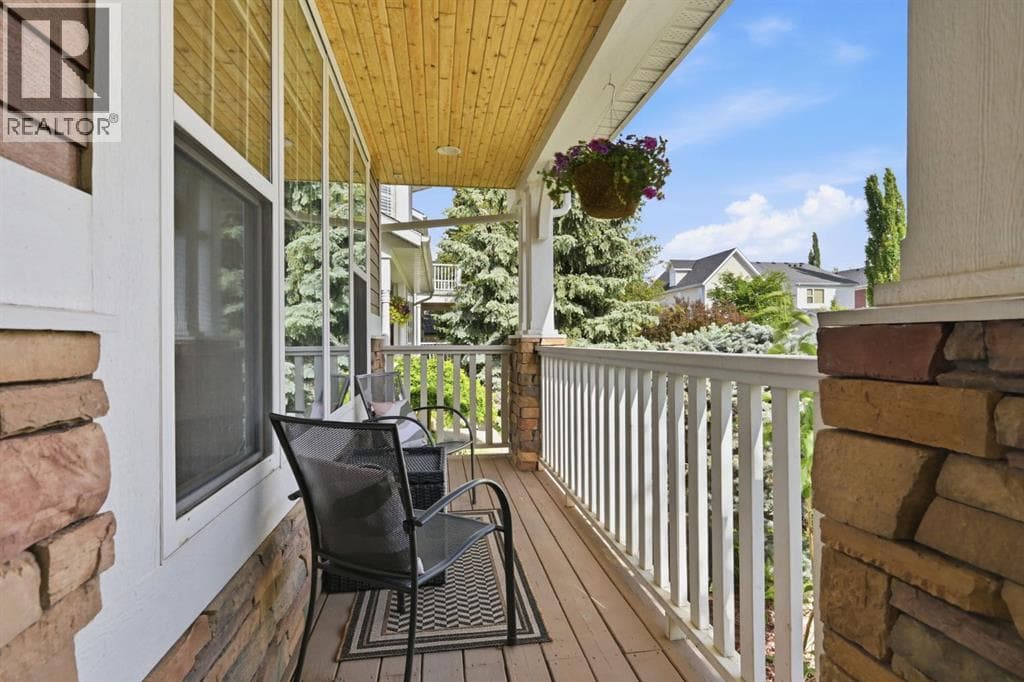 266 Somme Avenue SW — photo 2