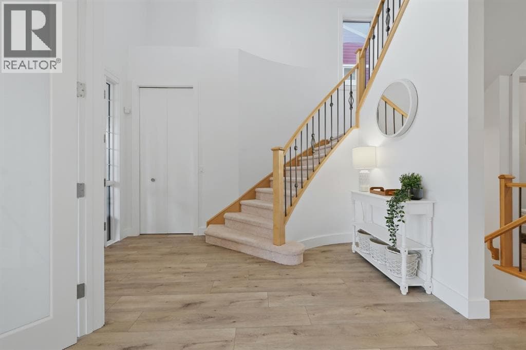 266 Somme Avenue SW — photo 3