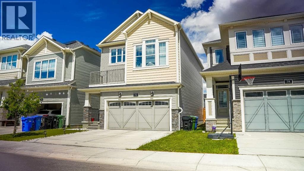 74 Carrington Crescent NW — photo 2