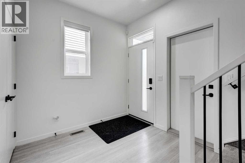 41 Copperhead Road SE — photo 2