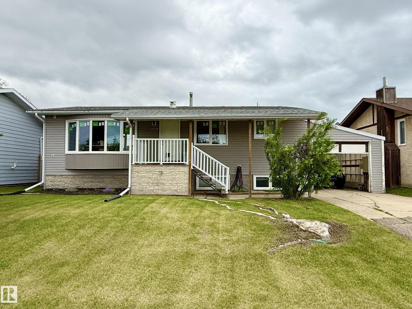 5032 45 ST